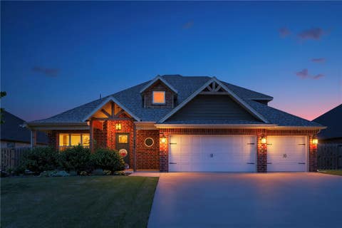 Photo of 744 Verona Avenue, Tontitown, AR 72762 (MLS # 1356775)