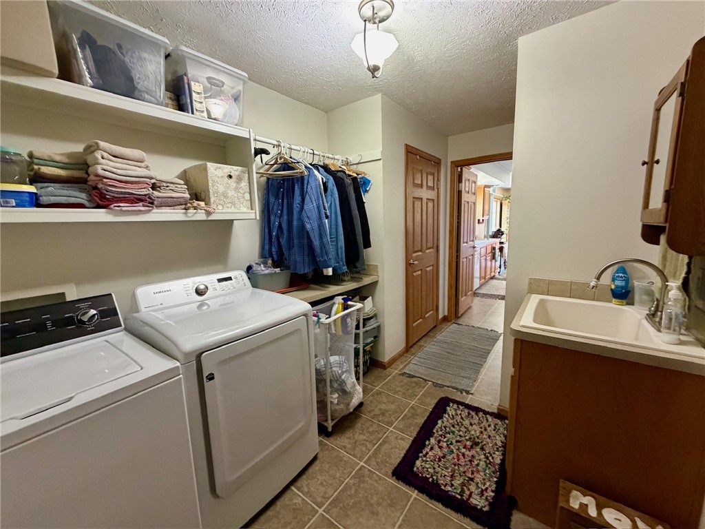 Maysville Gem - Residential