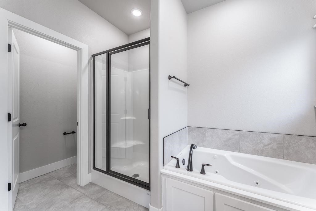 Hickory Meadows - Residential