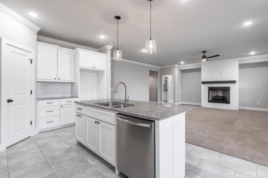 Hickory Meadows - Residential
