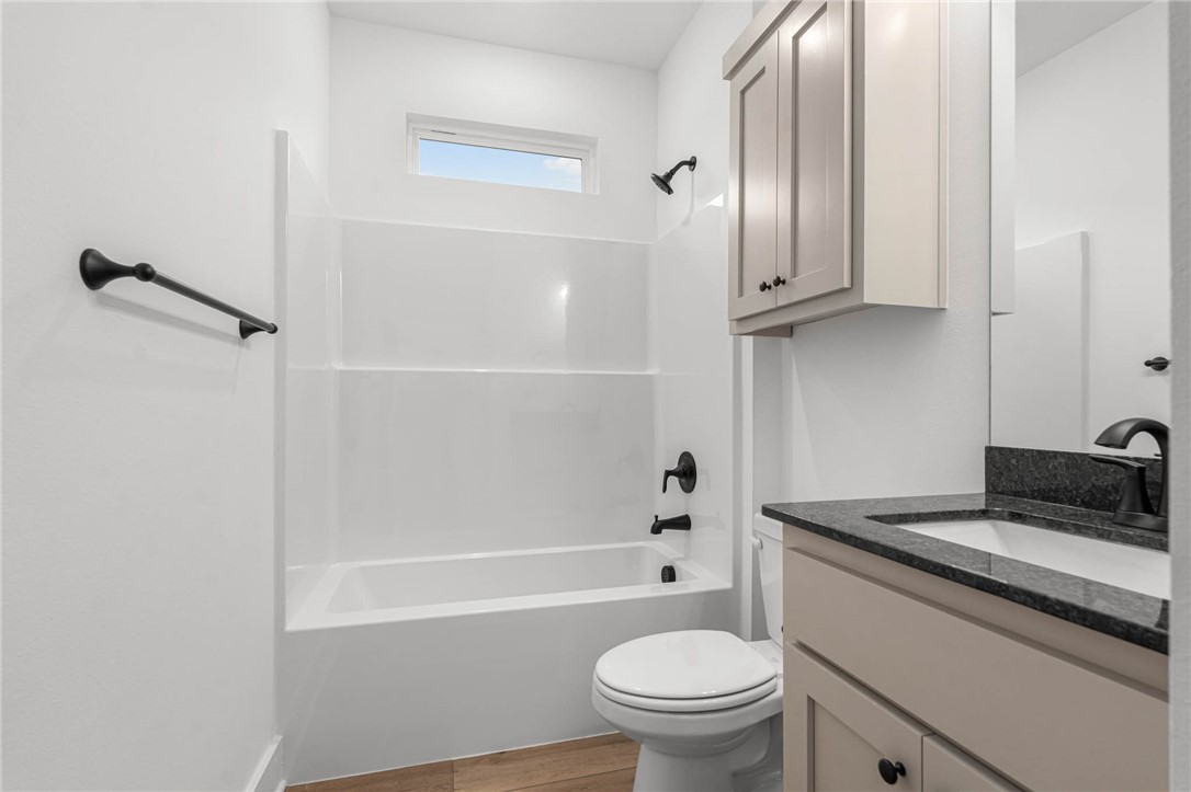 Wells Lake Cottages at Chaffee Cottages - Residential