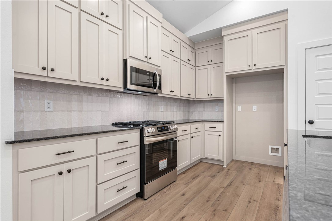 Wells Lake Cottages at Chaffee Cottages - Residential