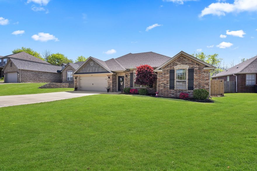 Immaculate home in the Spring Hill Subdivision! Thoughtful design and high-end finishes take center stage with open-concept living space anchored by wonderful natural light and magnificent stone fireplace that serves as the heart of the home. Defined by sophisticated arched walkways that provide a seamless flow into kitchen, maintaining an airy, connected feel while defining each space. Practical layout with spacious eat-in kitchen is a culinary dream, featuring dual pantries, stainless steel appliances and formal & informal dining options. Spaciuos bedrooms with private primary retreat designed with a split bedroom floorplan for maximum privacy, that boasts elegant tray ceilings that add height and drama, along with the highly coveted convenience of separate his-and-hers closets. Private oasis with fully fenced backyard offers a secure and spacious environment for pets & kids, play, or gardening, providing a peaceful backdrop for outdoor entertaining. Make this beauty yours today!