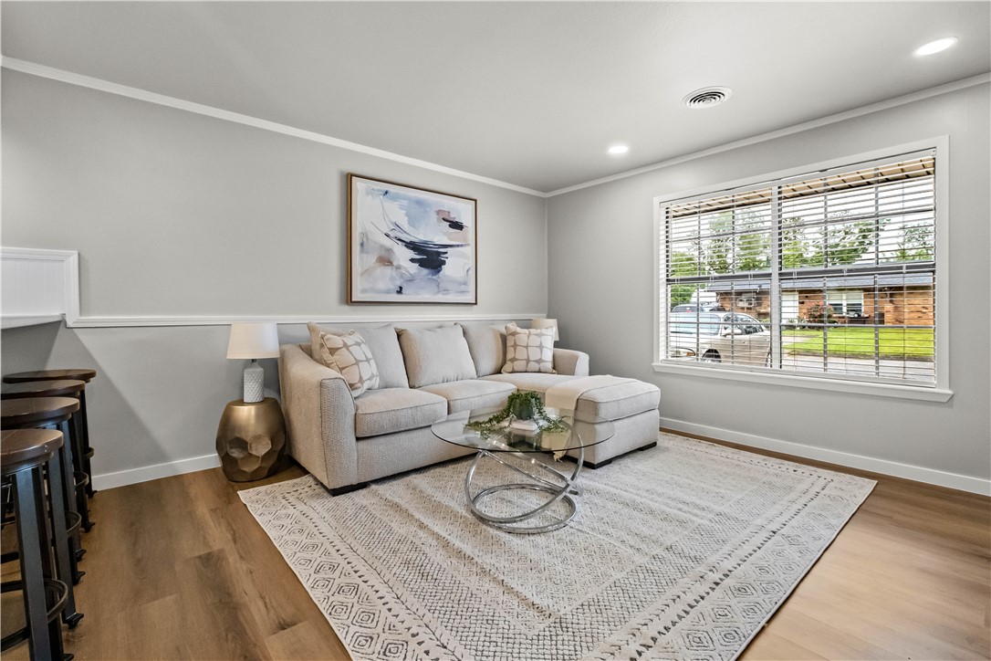 Duckworths Add Rogers - Residential