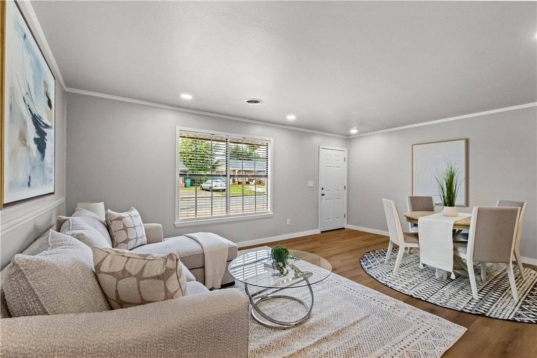 Duckworths Add Rogers - Residential