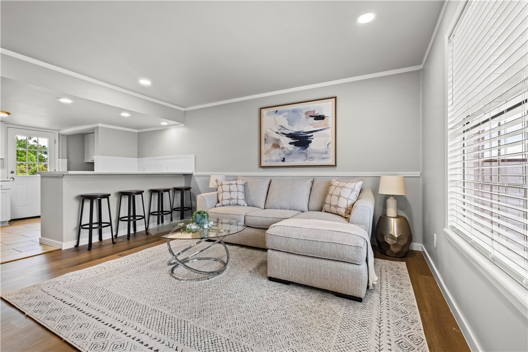 Duckworths Add Rogers - Residential