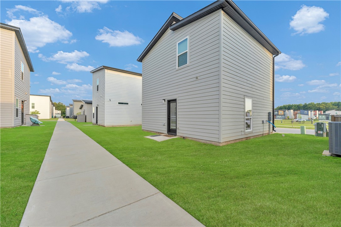 Featherston Village Ph 1 Centerton - Residential Lease