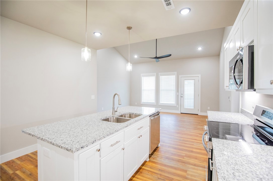 Highpointe - Residential Lease