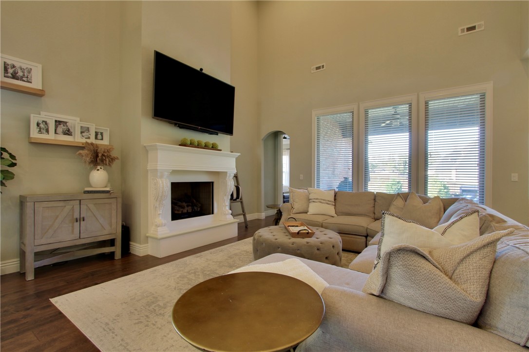 Woods Creek - Residential