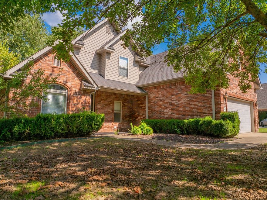 Beautiful 3-bedroom, 2.5-bath home with a bonus room situated on a nice level lot in one of the most desirable subdivisions off Mt. Comfort. This home offers a welcoming layout with an eat-in kitchen plus a formal dining room, perfect for both everyday meals and entertaining. Enjoy granite countertops, vaulted ceilings, and plenty of natural light throughout. The spacious fenced-in backyard provides the ideal space for outdoor activities or relaxing evenings. Conveniently located near schools, this home combines comfort, style, and a great location.