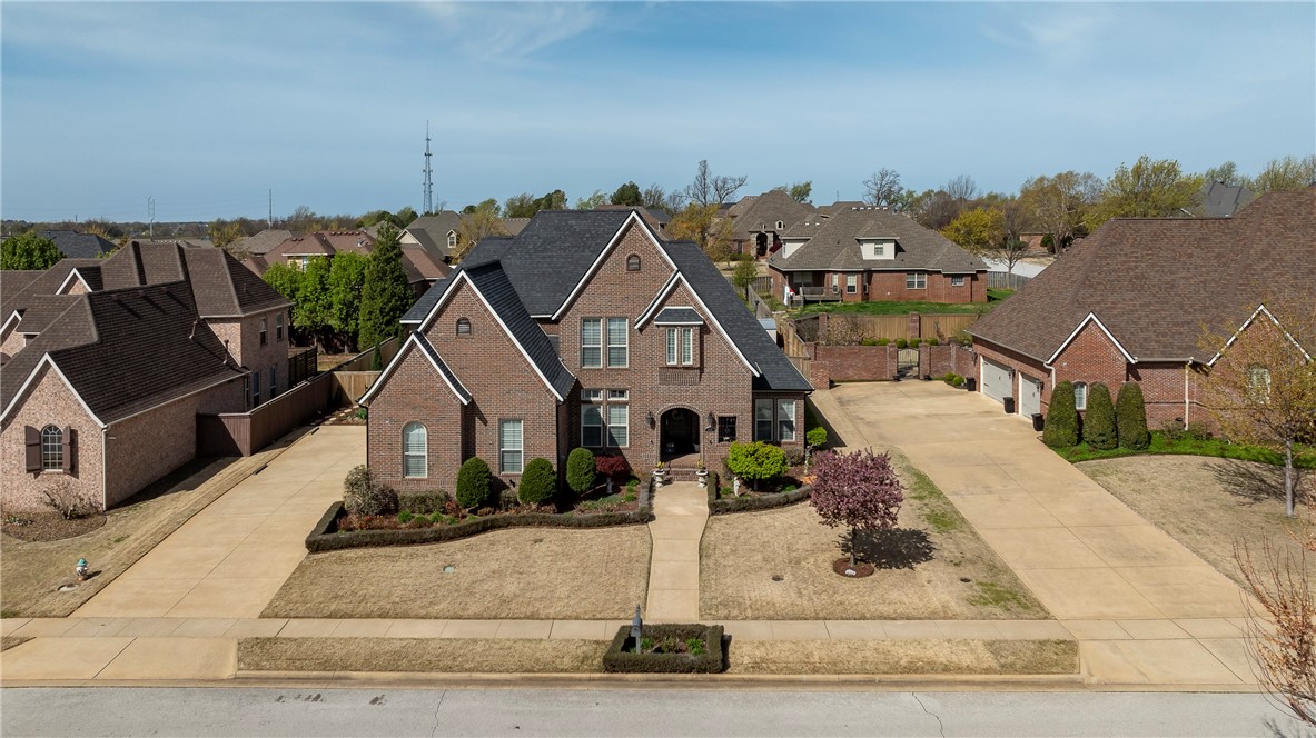 Peaks Ph III, The Rogers - Residential