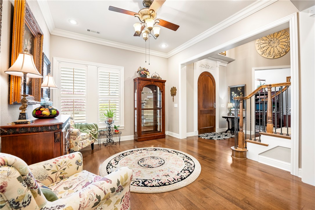 Peaks Ph III, The Rogers - Residential