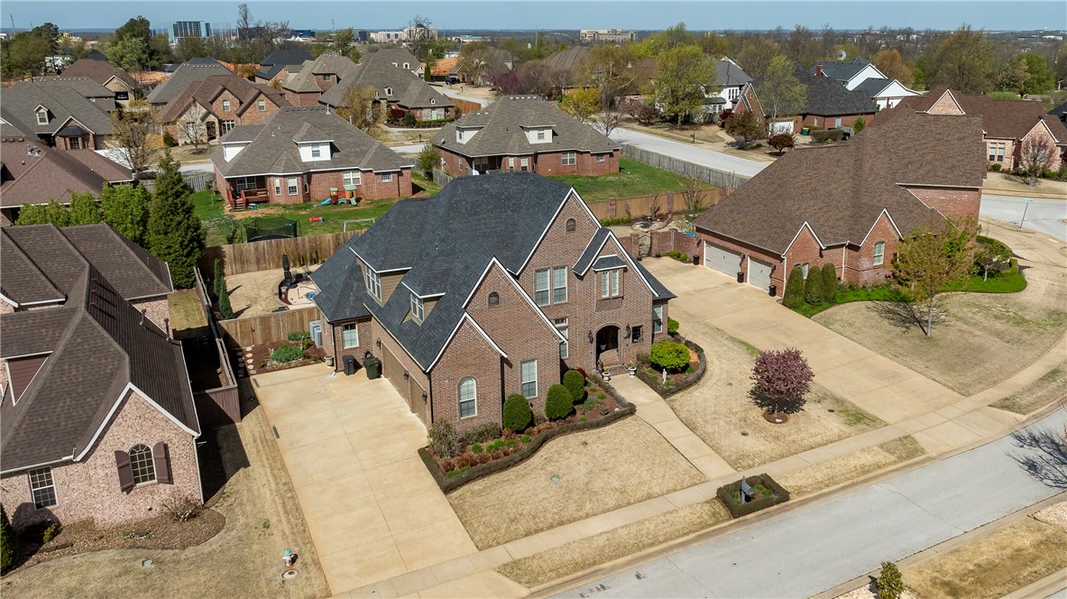 Peaks Ph III, The Rogers - Residential