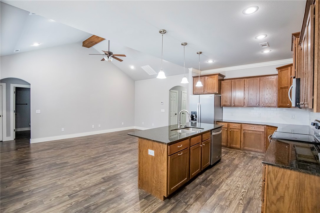 Willow Run - Residential Lease