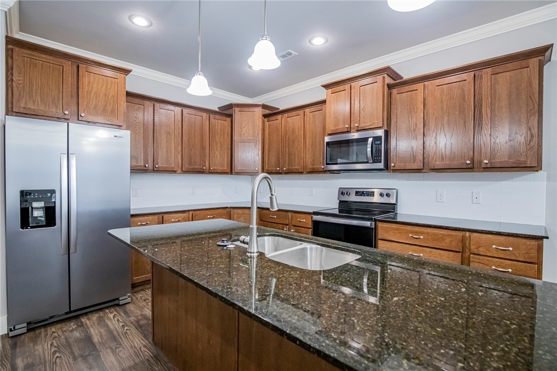 Willow Run - Residential Lease