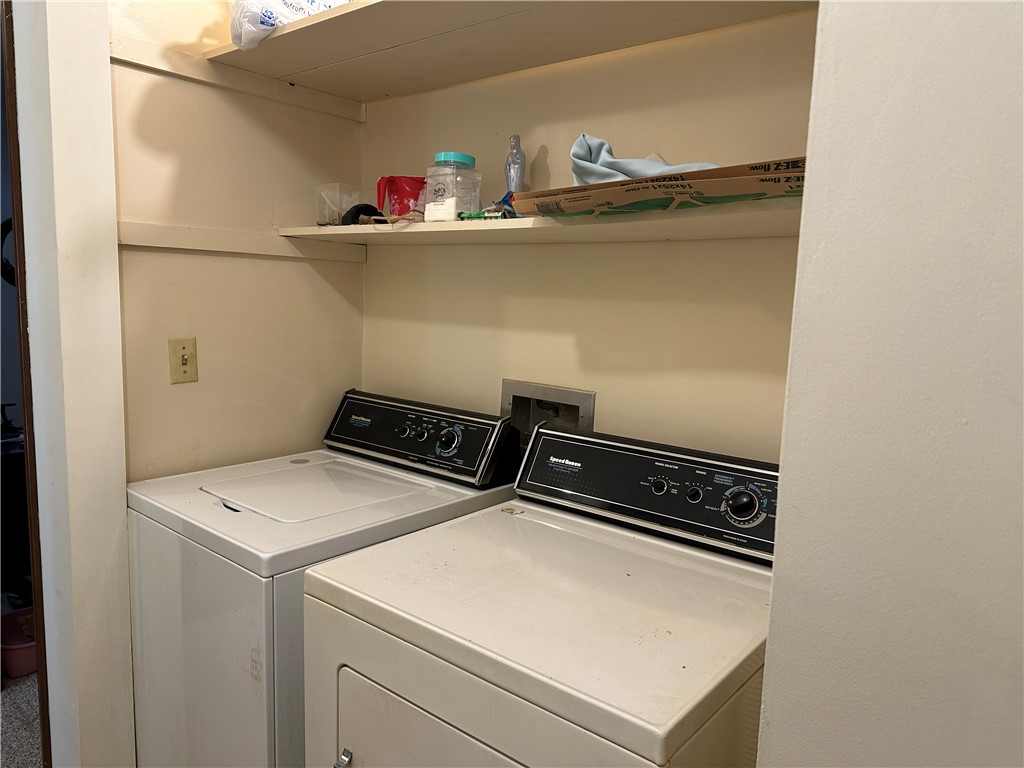 BRIARWOOD EAST CONDOMINIUMS - Residential