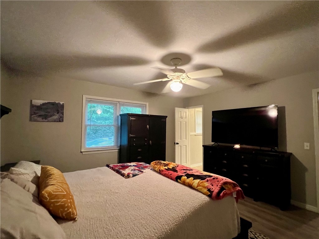 Altons Brush Creek Hls Rogers - Residential