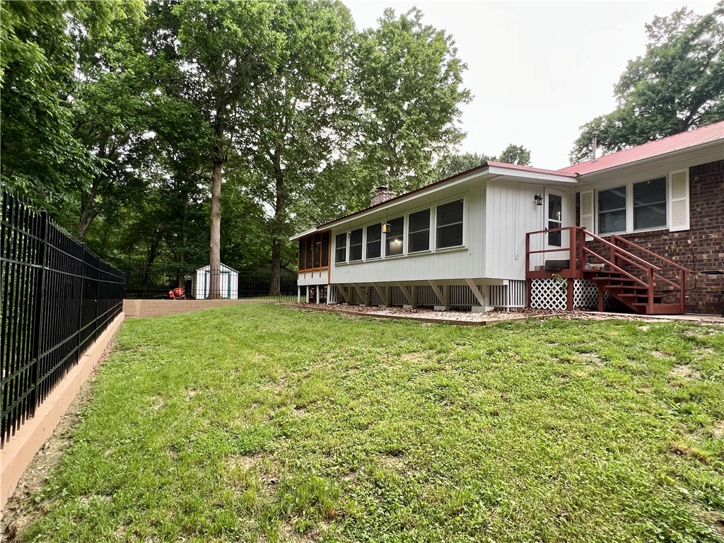 Altons Brush Creek Hls Rogers - Residential