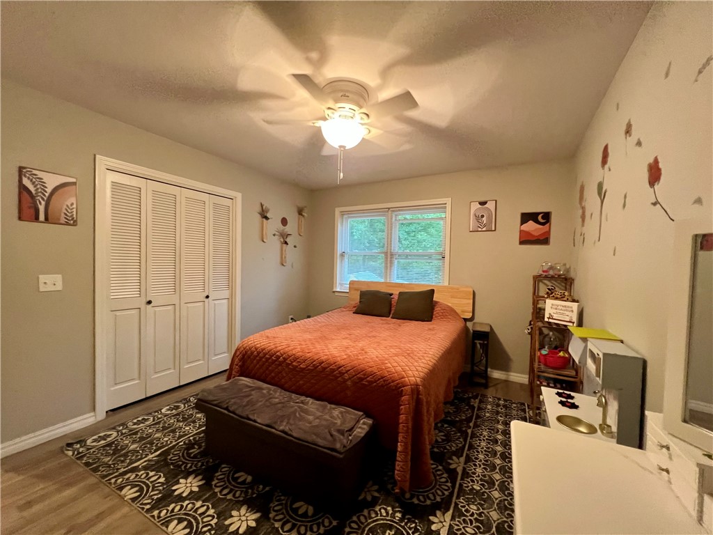 Altons Brush Creek Hls Rogers - Residential