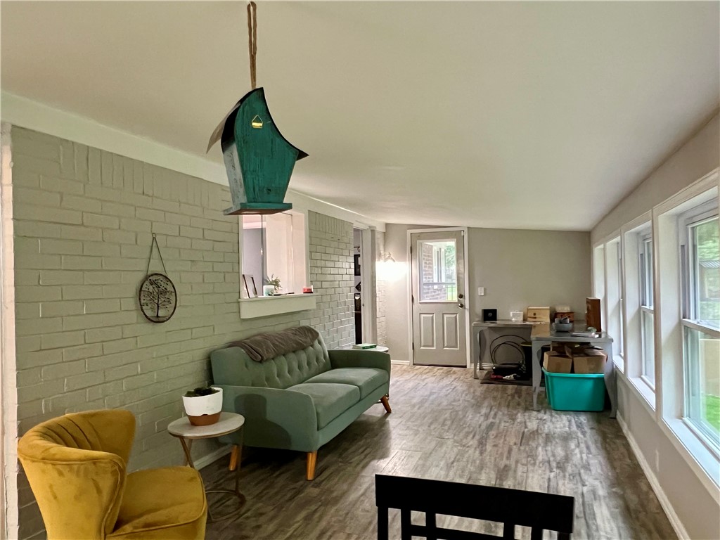 Altons Brush Creek Hls Rogers - Residential