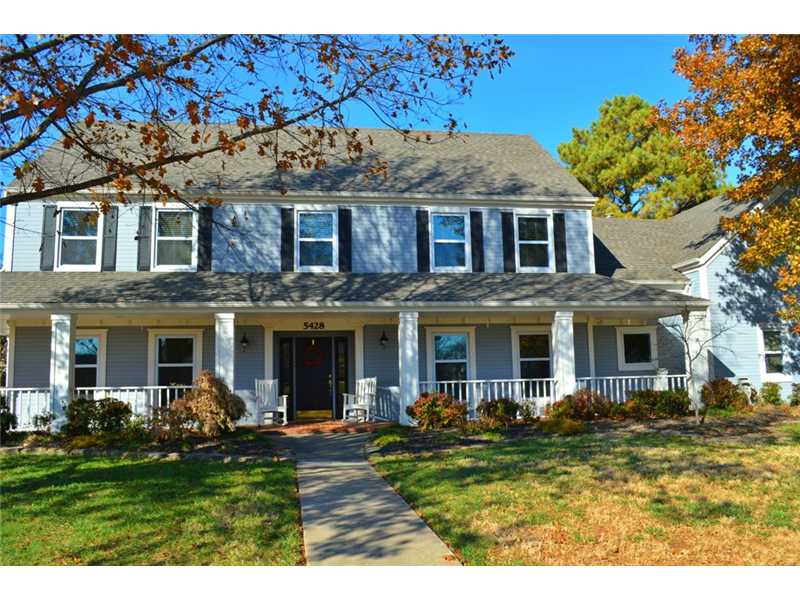 ABSOLUTELY GORGEOUS HOME SITS ON 0.76 OF AN ACRE LOT. 4 BEDROOMS, 4 BATHS, OFFICE, EXERCISE ROOM, FORMAL DINING ROOM AND A MEDIA ROOM IS WIRED FOR SOUND. HARDWOOD & MARBLE FLOORS, CROWN MOLDING, BREAKFAST ROOM & SCREENED IN PATIO WITH HOT TUB. KITCHEN,WITH GRANITE COUNTER TOPS & WALK IN PANTRY. STORAGE BUILDING IN BACK YARD. HOME HAS LOTS OF STORAGE SPACE WITH OVER SIZED GARAGE.