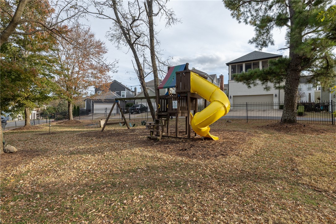 Charleston Place - Residential