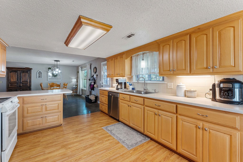 Elm Springs Heights - Residential