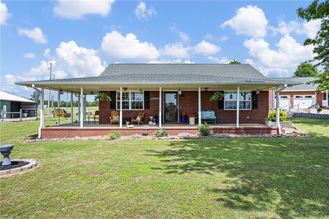 Photo of 110 Ike Lane, Russellville, AR 72802 (MLS # 1344695)
