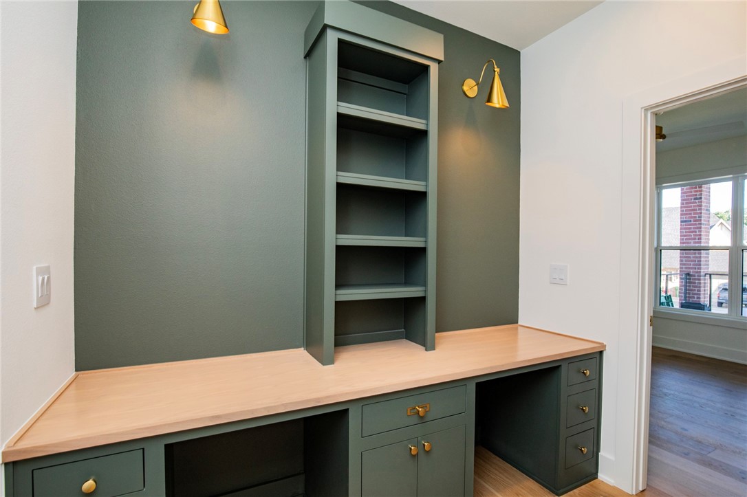 Shadow Valley Pud Ph Vii Rogers - Residential