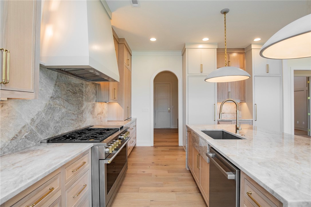 Shadow Valley Pud Ph Vii Rogers - Residential