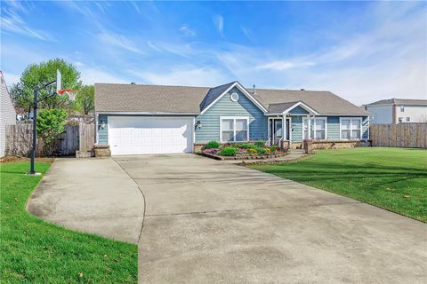 Photo of 2315 S 17Th Street, Rogers, AR 72758 (MLS # 1335565)