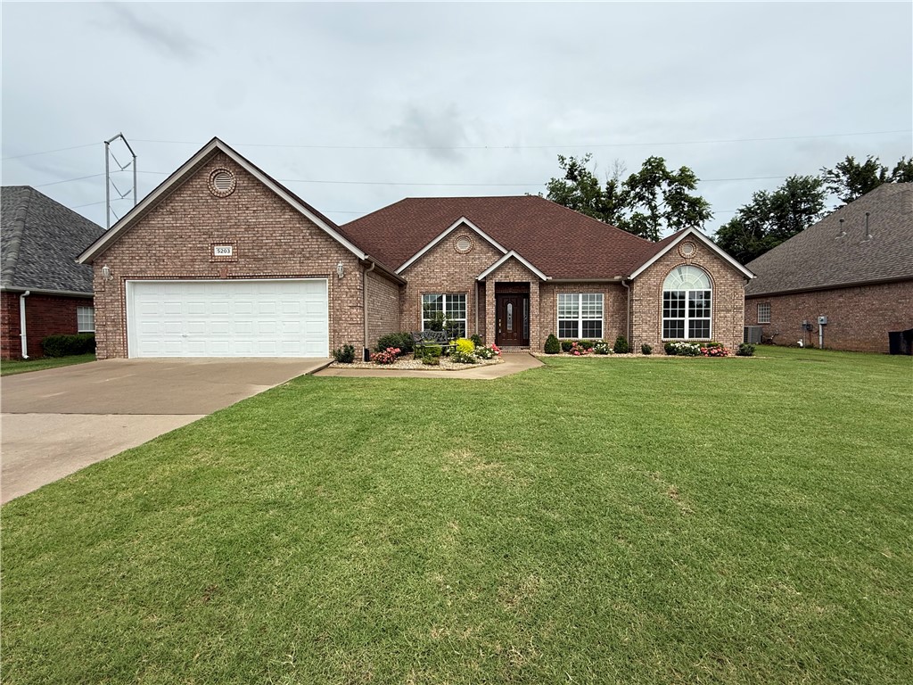 Spacious 4 bedroom 2.5 bath home in SW Rogers. Home features new paint, large master suite, fireplace,covered rear patio and fenced backyard. Home also backs up to the Razorback Greenway with yard access to it! Enjoy being around the corner from The Pinnacle Hills Promenade, shopping, entertaining and schools! Ready to move in now, ready to move in now! No pets allowed, owner pays for landscaping/mowing, tenant agrees to have irrigation/sprinkler system active during mowing season.