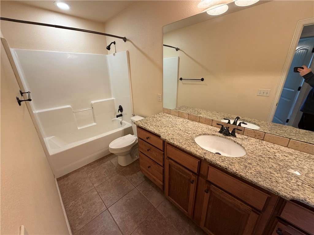 Riverwalk Farm Estate Ph Ii Bentonville - Residential Lease