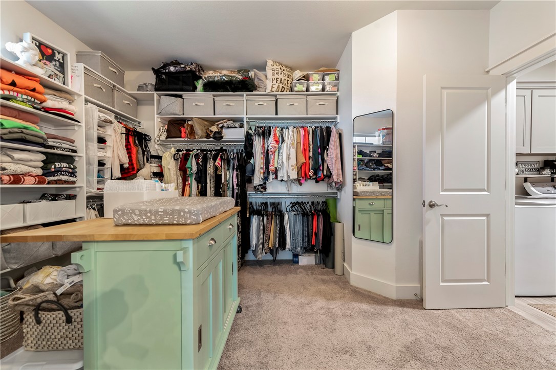 Waterford Estates At Hissom Ranch - Residential