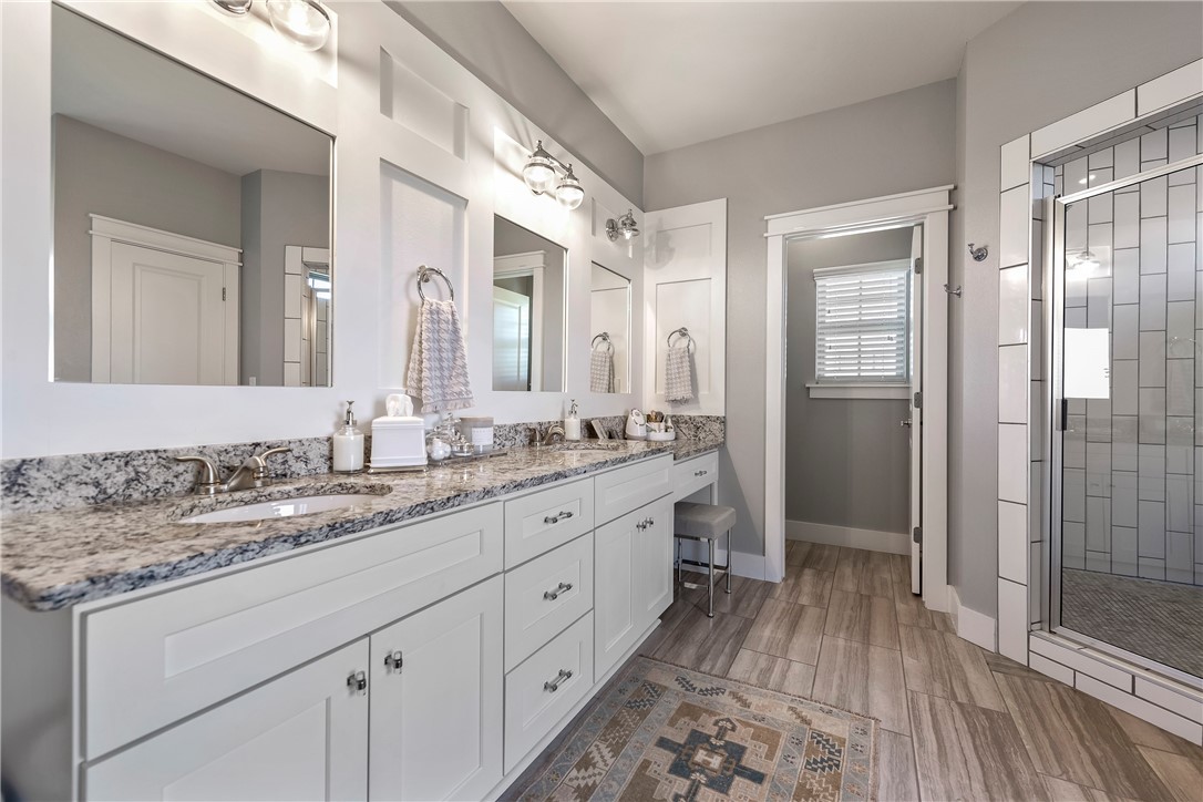 Waterford Estates At Hissom Ranch - Residential
