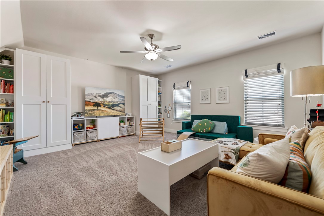 Waterford Estates At Hissom Ranch - Residential