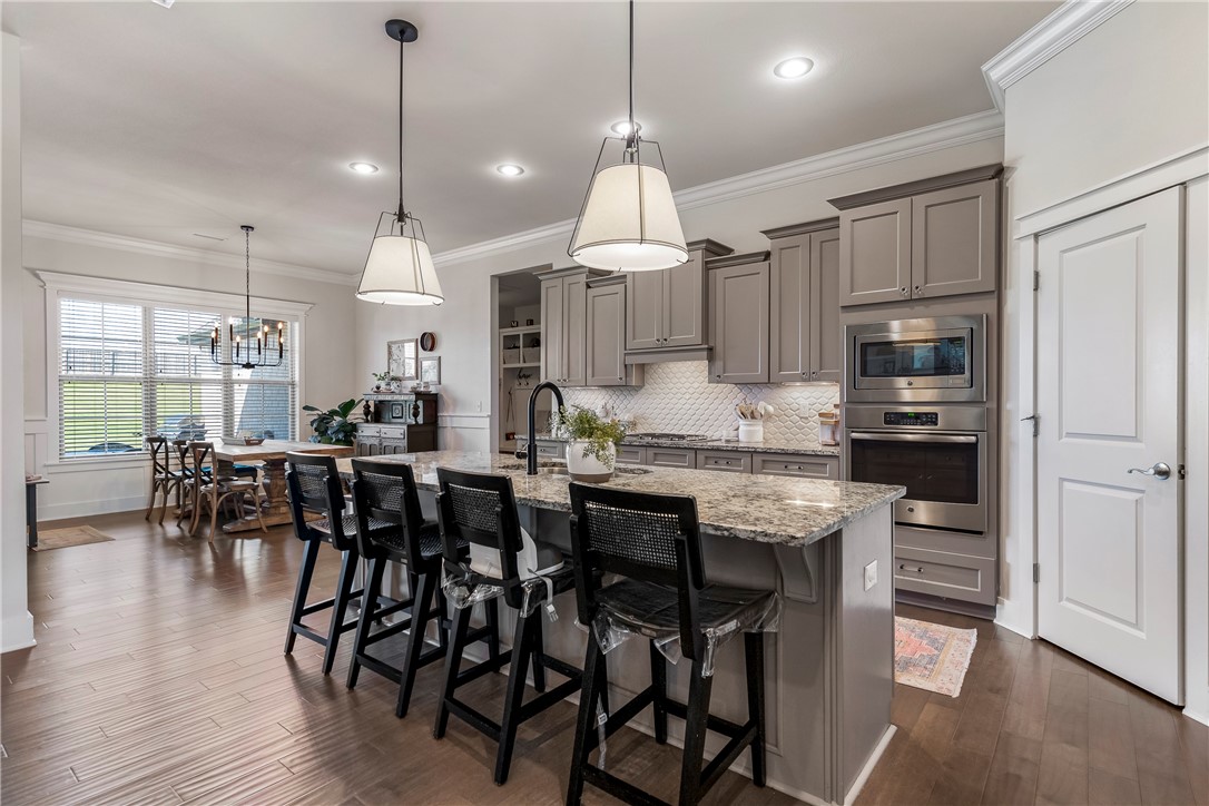 Waterford Estates At Hissom Ranch - Residential