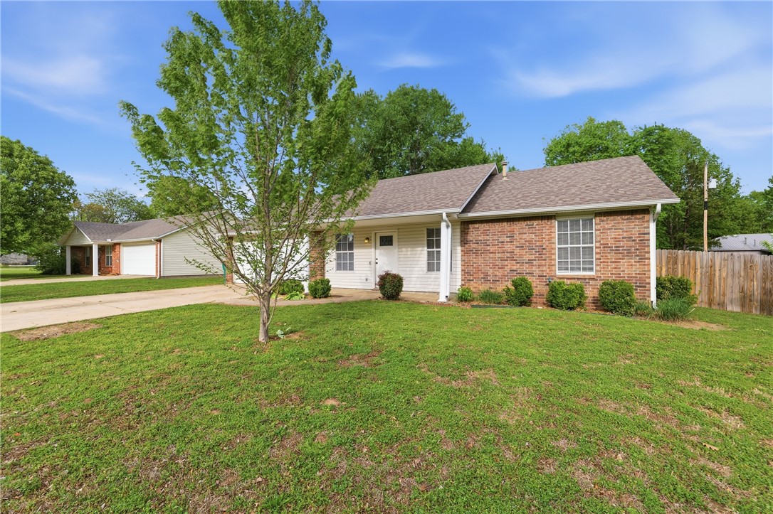 Meadow Lark Estates Ph Iii - Residential