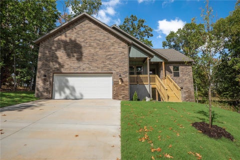 Photo of 9 Duddington Lane, Bella Vista, AR 72714 (MLS # 1362389)