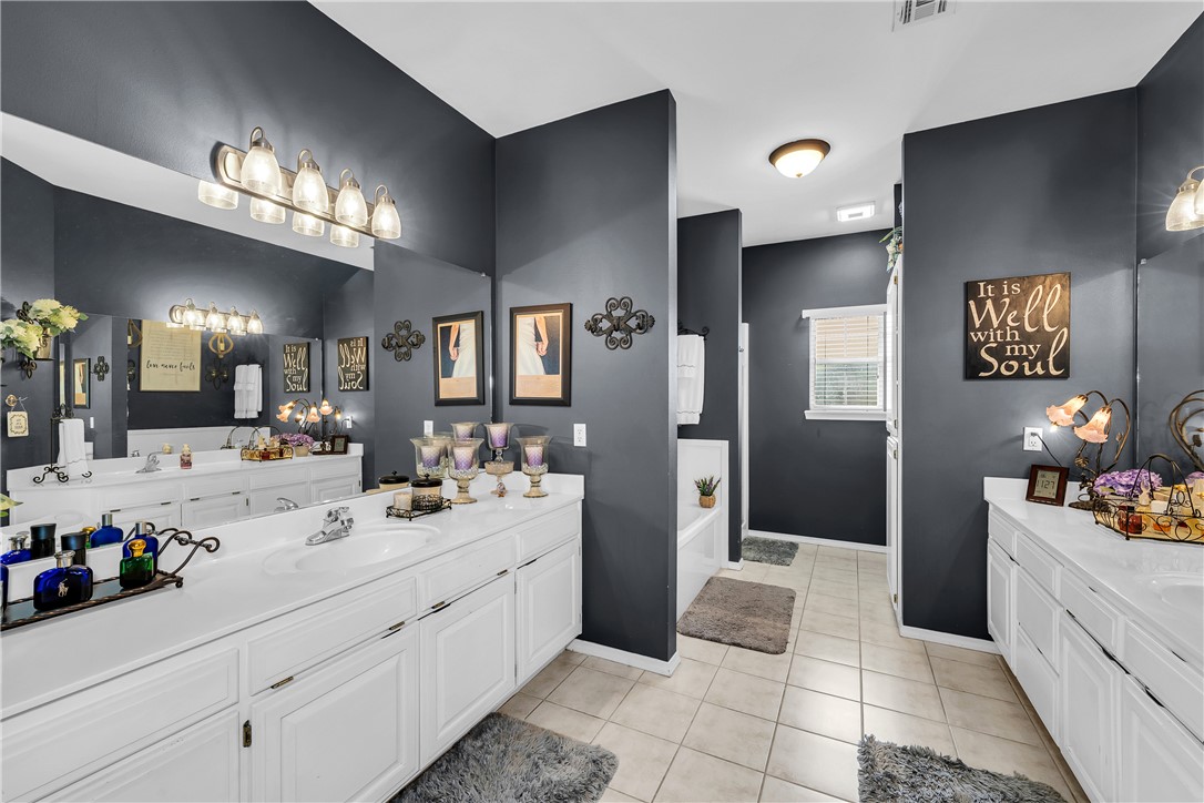 Whispering Timbers - Residential