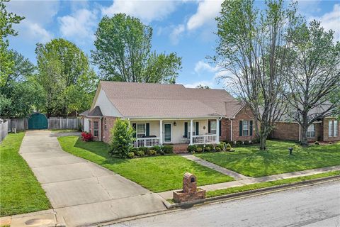 Photo of 1109 N Quail Terrace, Rogers, AR 72756 (MLS # 1343561)