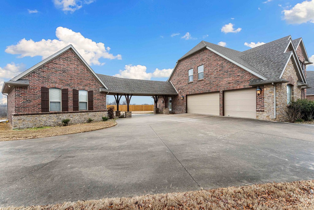 Shadow Valley - Residential