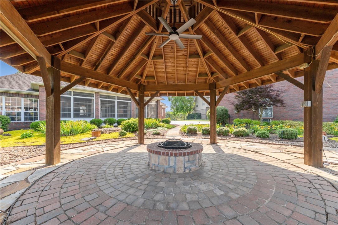 Summerbrook Place - Residential