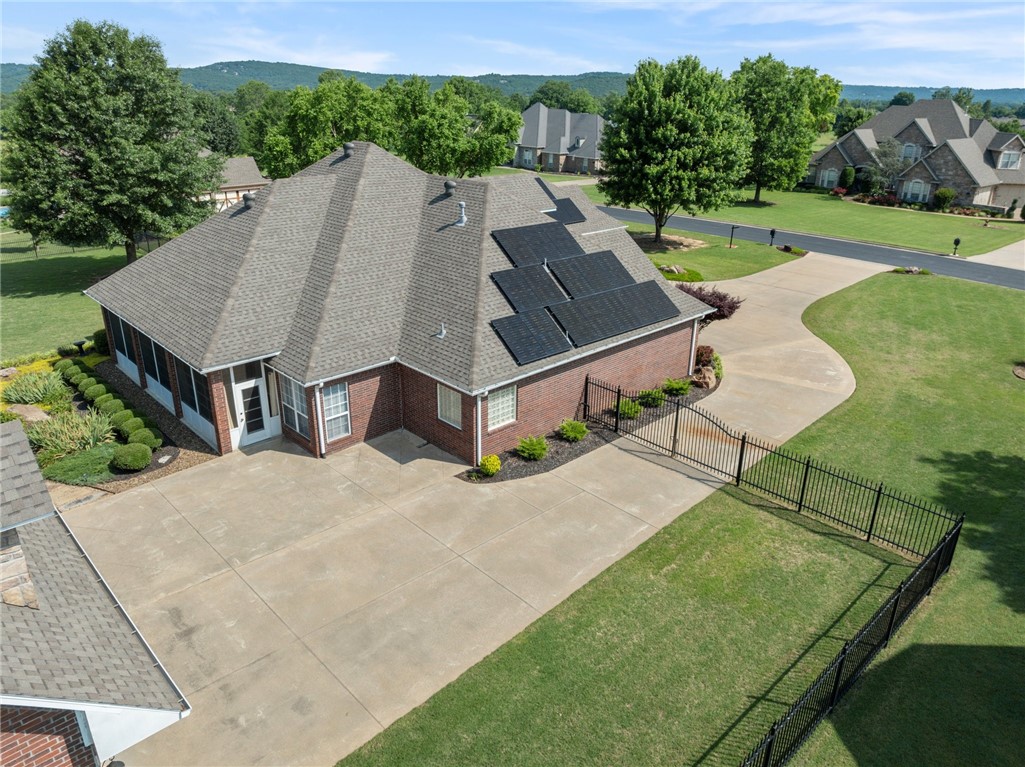 Summerbrook Place - Residential