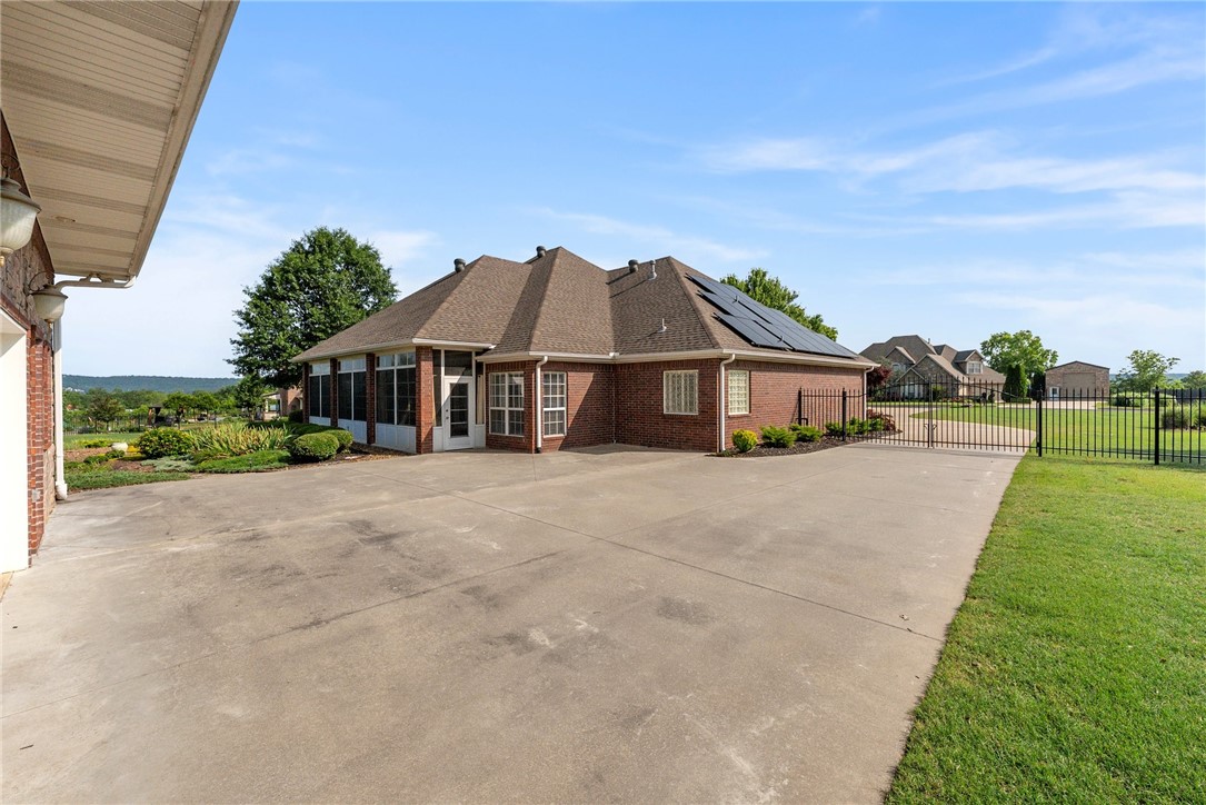 Summerbrook Place - Residential