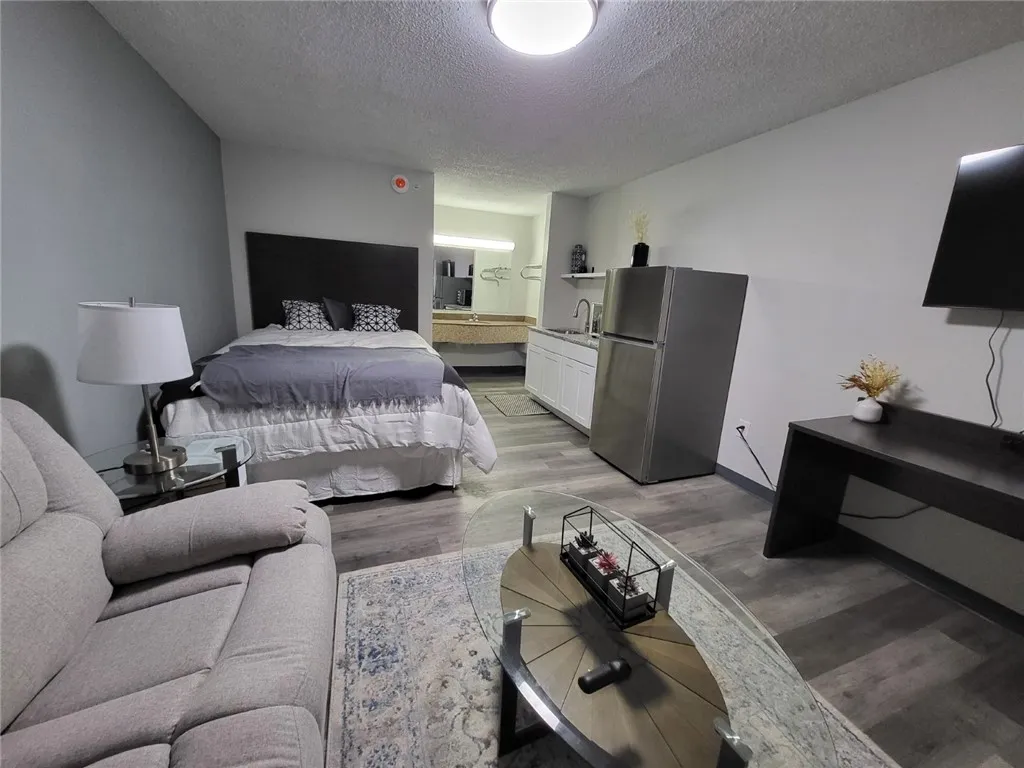 Fayetteville, Arkansas 72701, United States, ,Residential,Active,105743