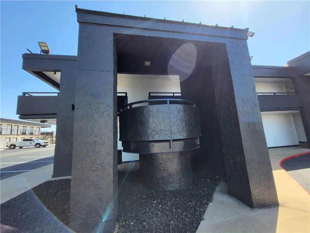 Fayetteville, Arkansas 72701, United States, ,Residential,Active,105743