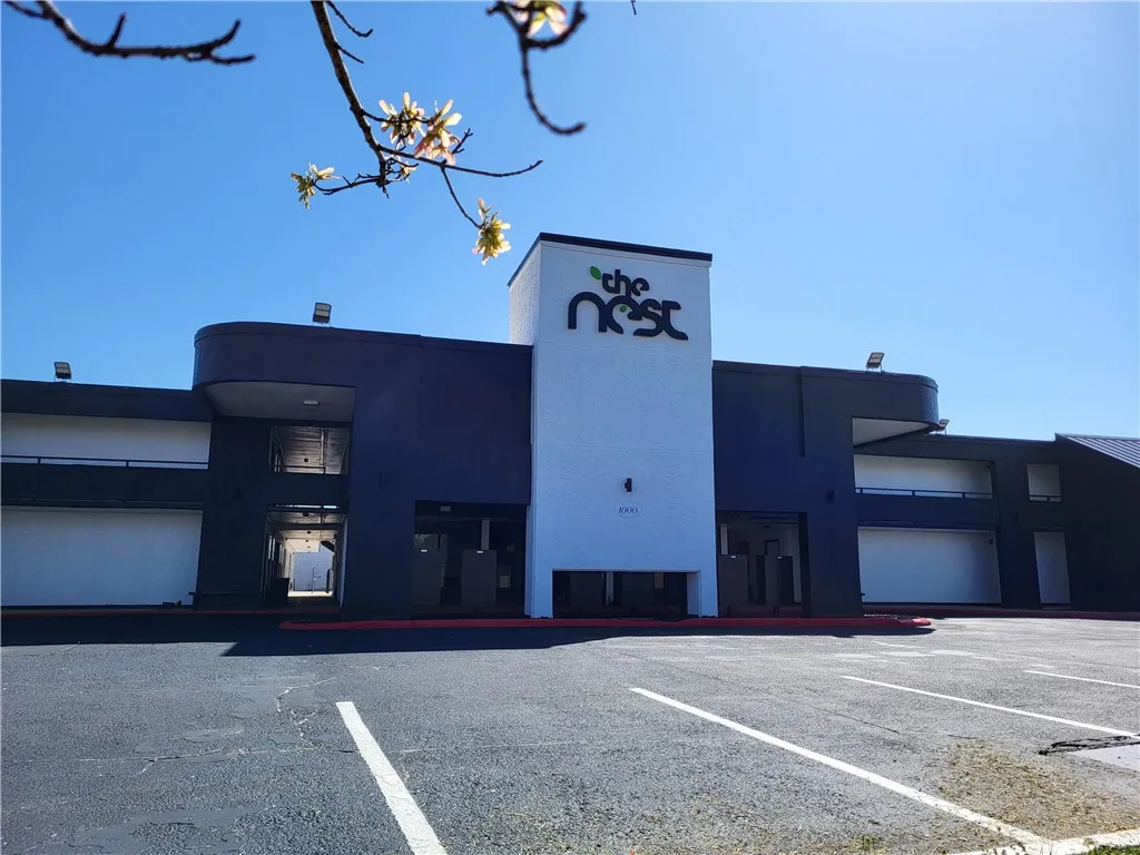 Fayetteville, Arkansas 72701, United States, ,Residential,Active,105743