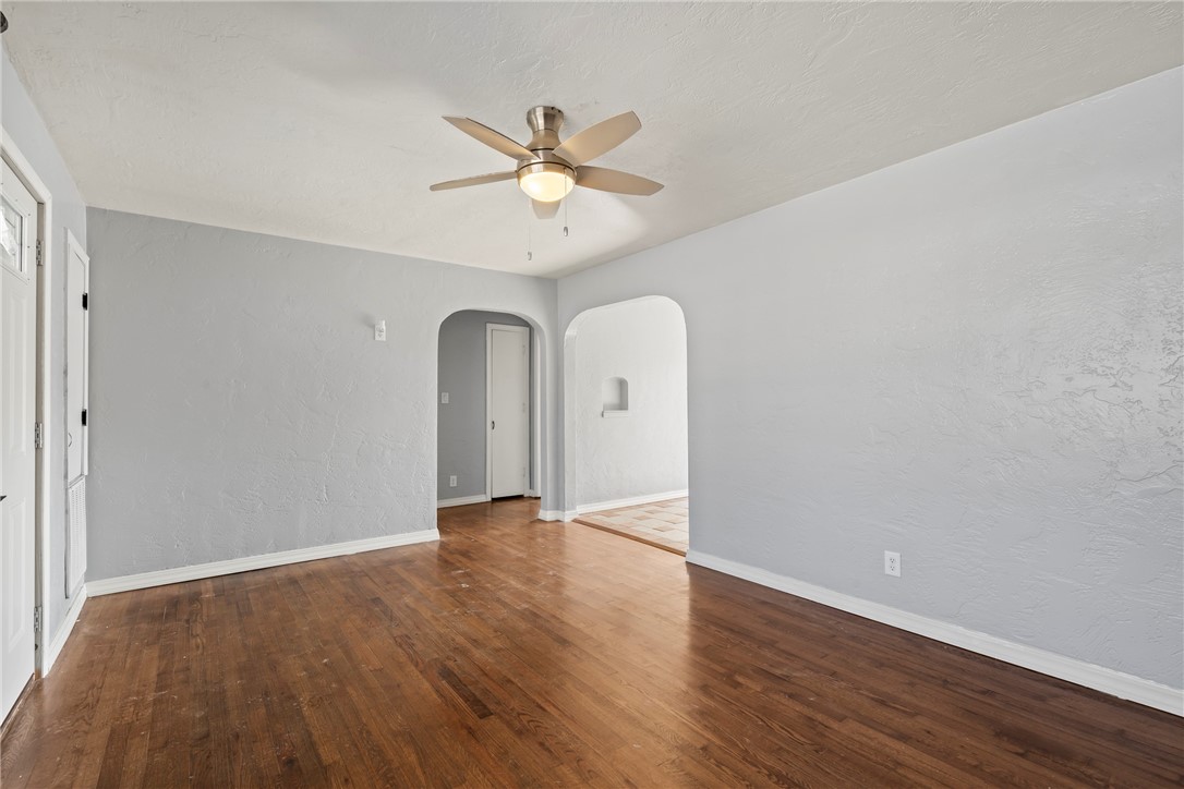 Carl's - Residential