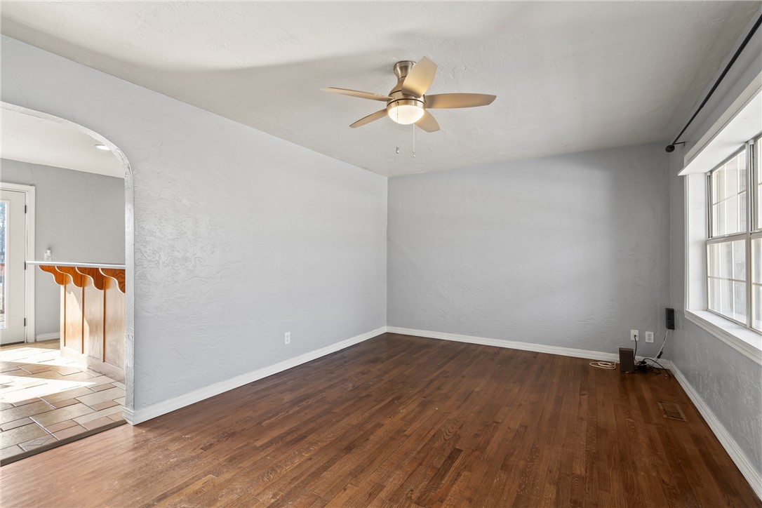 Carl's - Residential